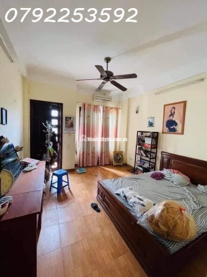 Bán Nhà. Khương Đình . Thanh Xuân 80m x 3T x Mặt tiền 4.3m . Giá 14,5 tỷ